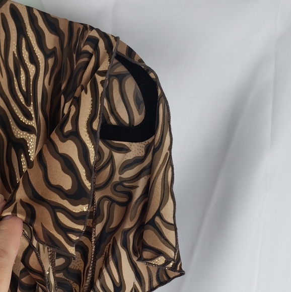 Anna sz 1X animal print wrap dress - Picture 3 of 9